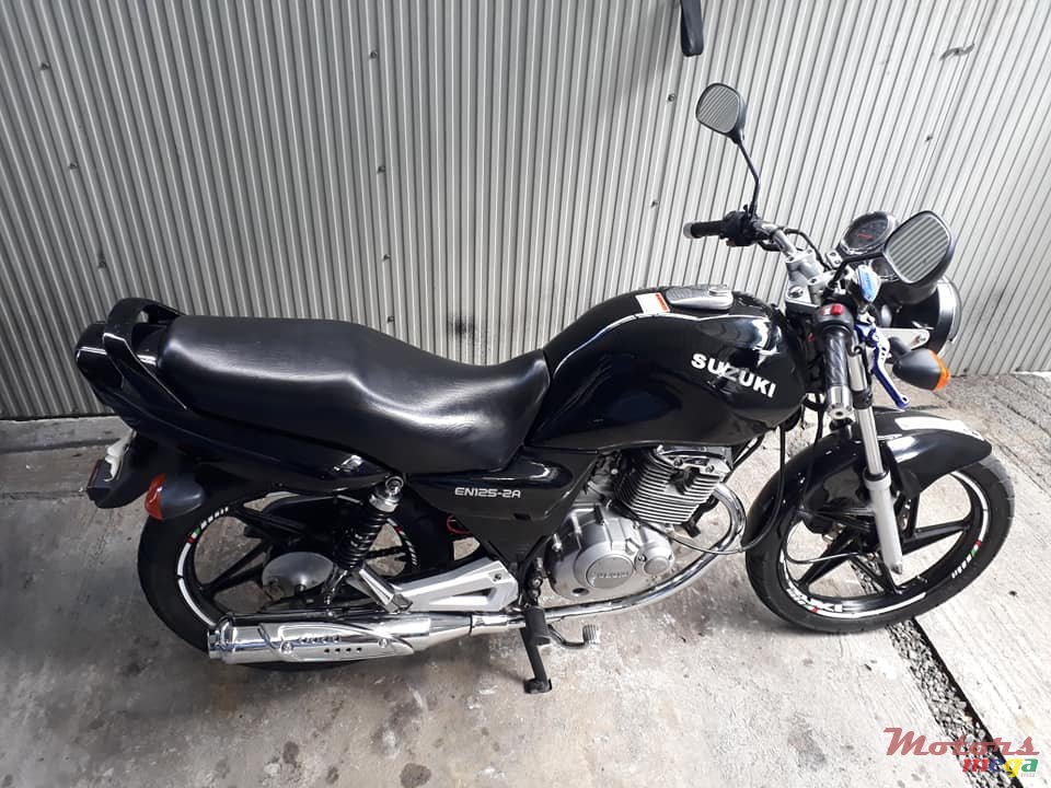 2015' Suzuki photo #6