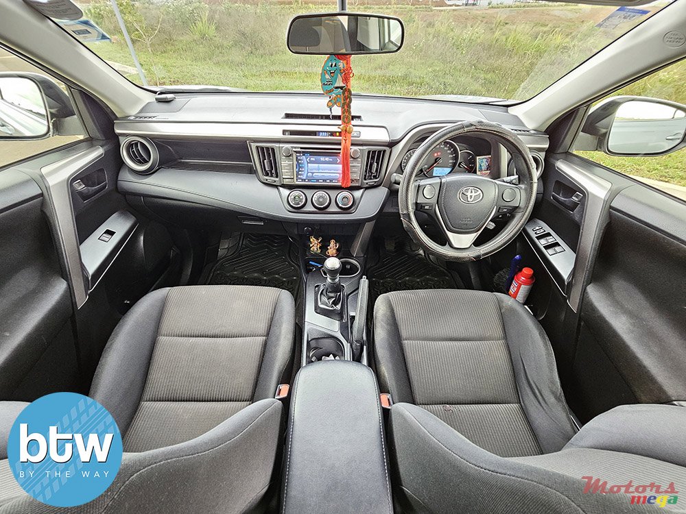 2017' Toyota RAV4 for sale. Moka, Mauritius