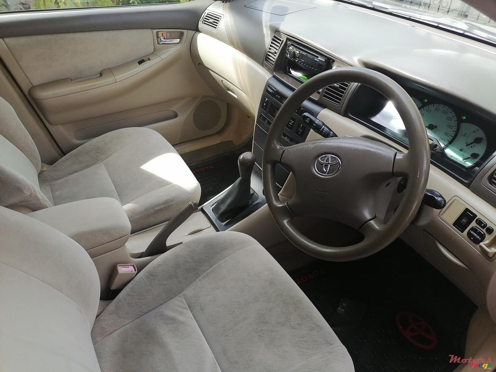 2001' Toyota Fielder photo #3