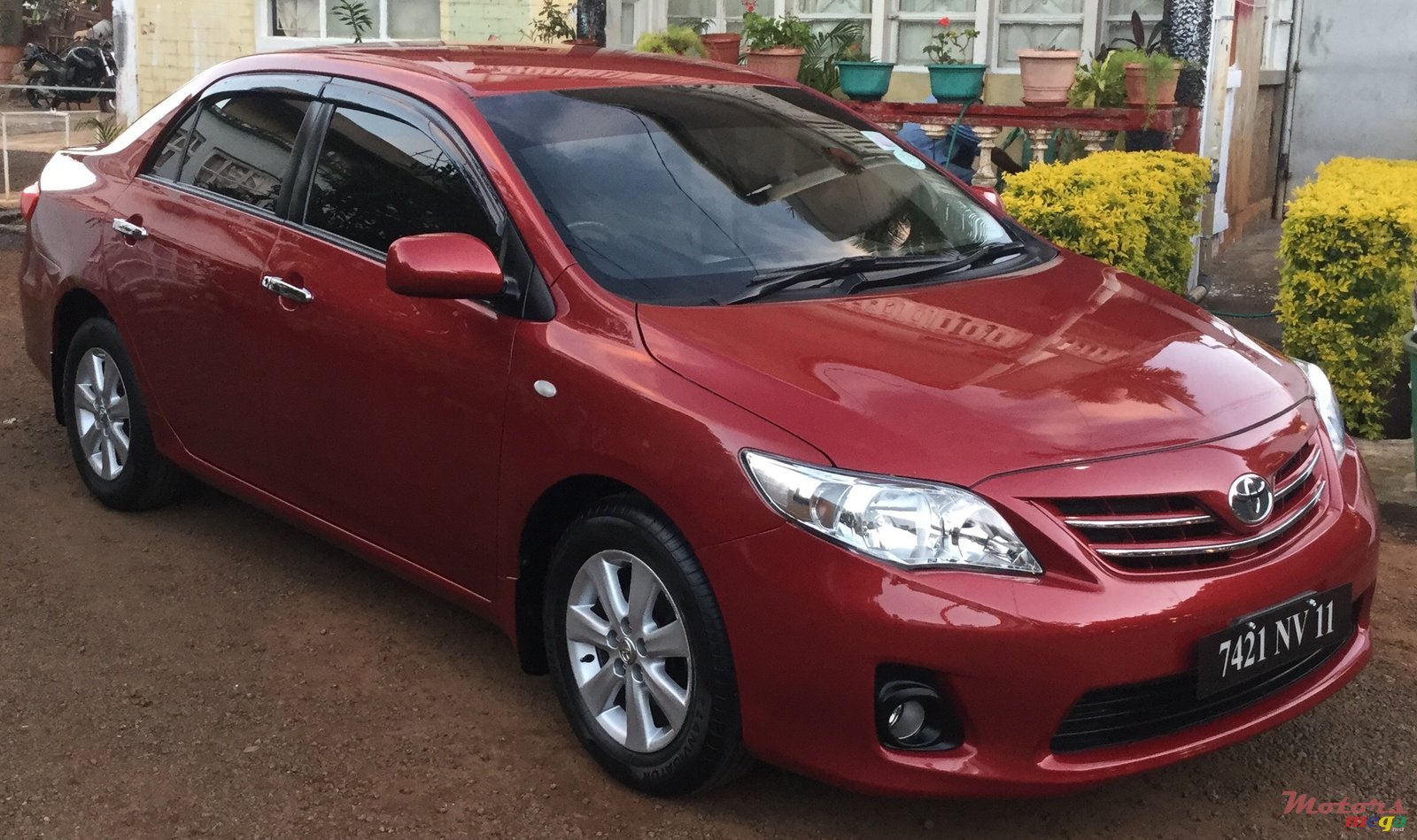 2011' Toyota Corolla photo #1