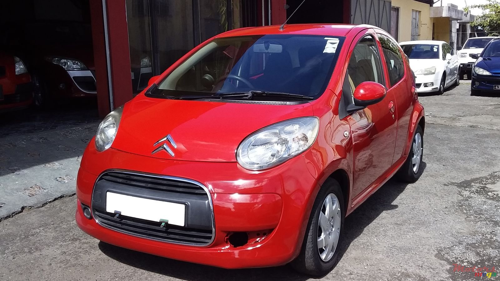 2012' Citroen C1 photo #2