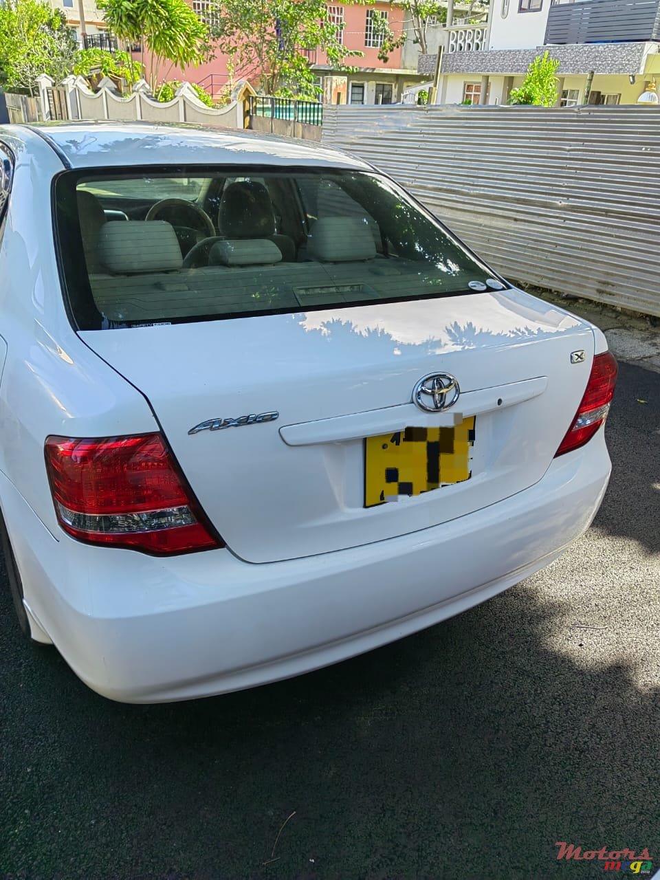 2007' Toyota Axio photo #2