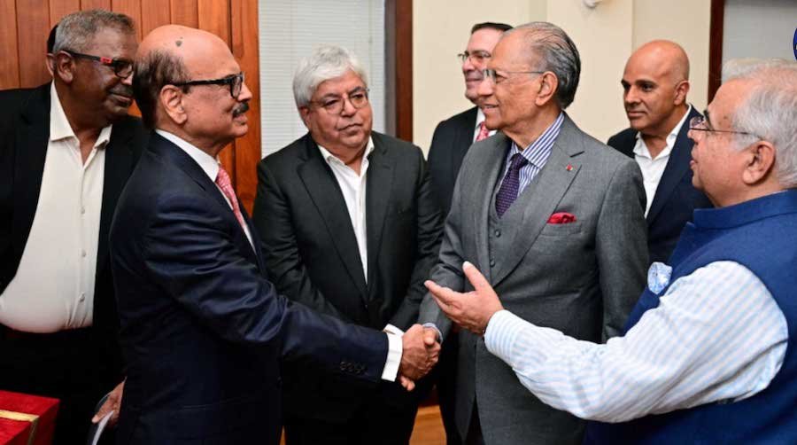 Énergies vertes, santé et véhicules électriques : le Hinduja Group veut renforcer sa présence à Maurice