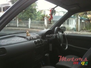 2001' Nissan Ak 11 photo #2