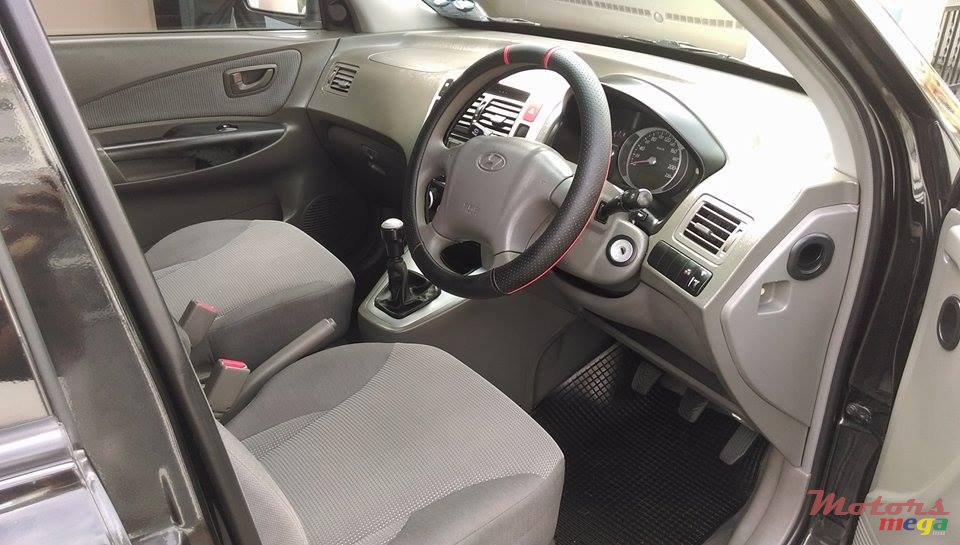 2007' Hyundai Tucson photo #3