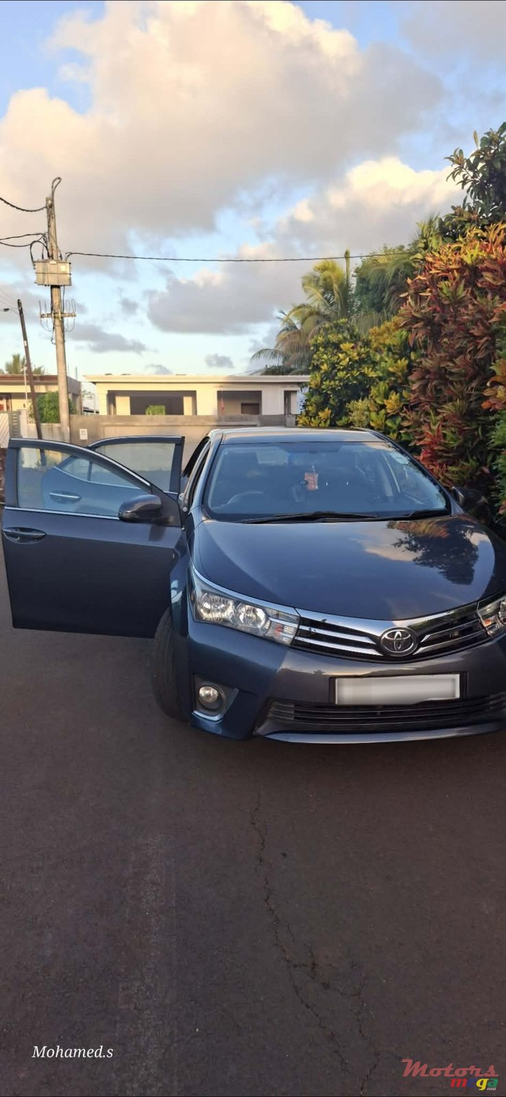 2017' Toyota Corolla Altis photo #5