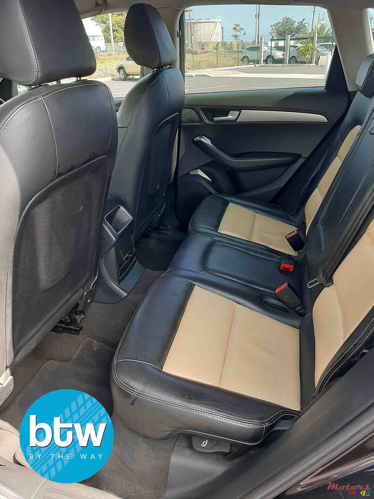 2012' Audi Q5 photo #4