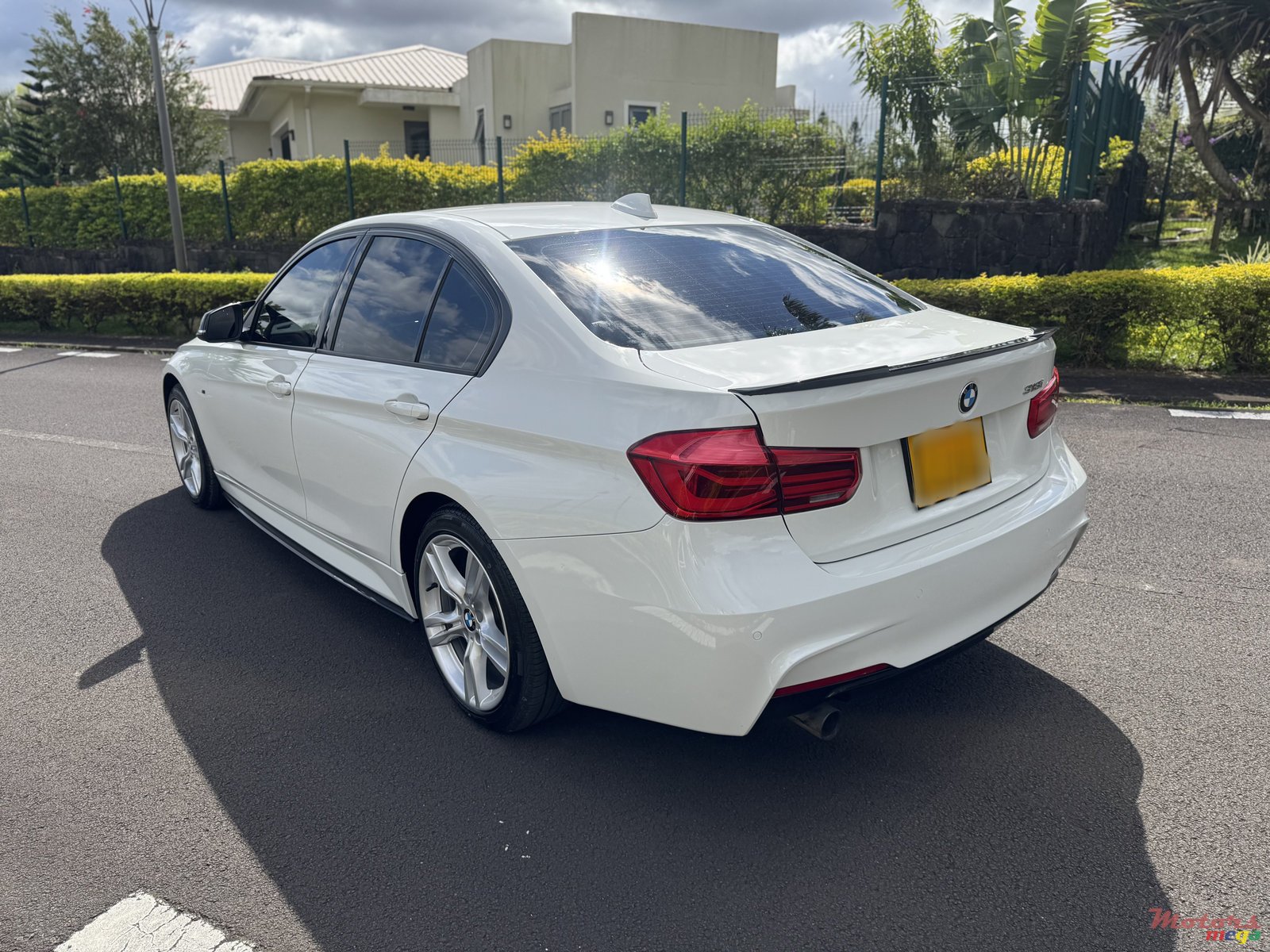 2018' BMW 318i M sport photo #4