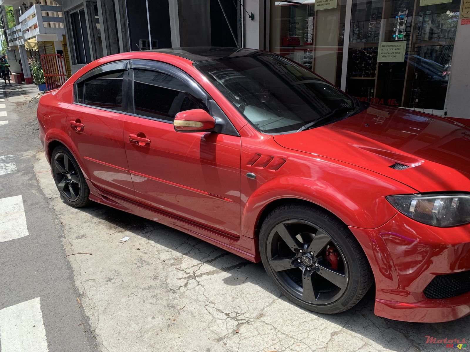 2005' Mazda 3 photo #5