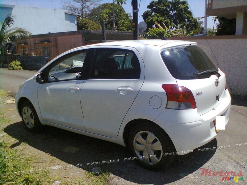 2000' Toyota photo #5