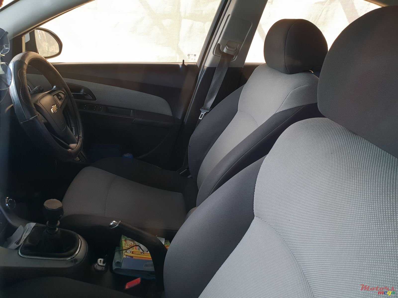 2012' Chevrolet Cruze photo #5