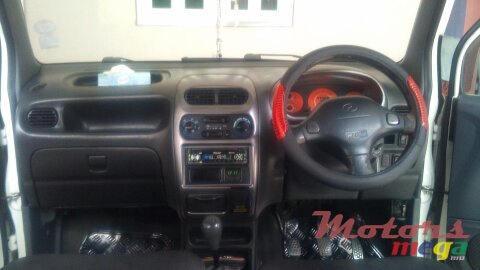 2008' Perodua Kenari photo #2