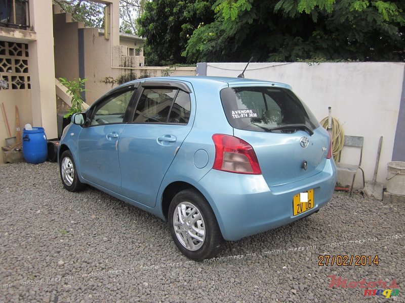 2006' Toyota vitz photo #3