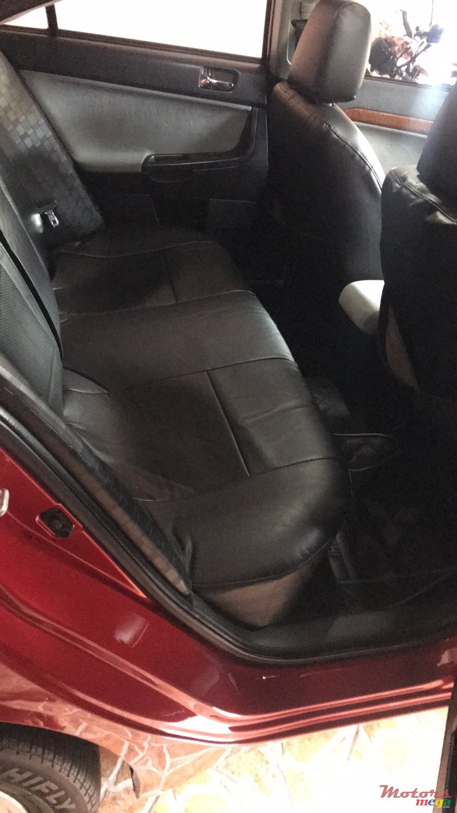 2011' Mitsubishi Lancer photo #1