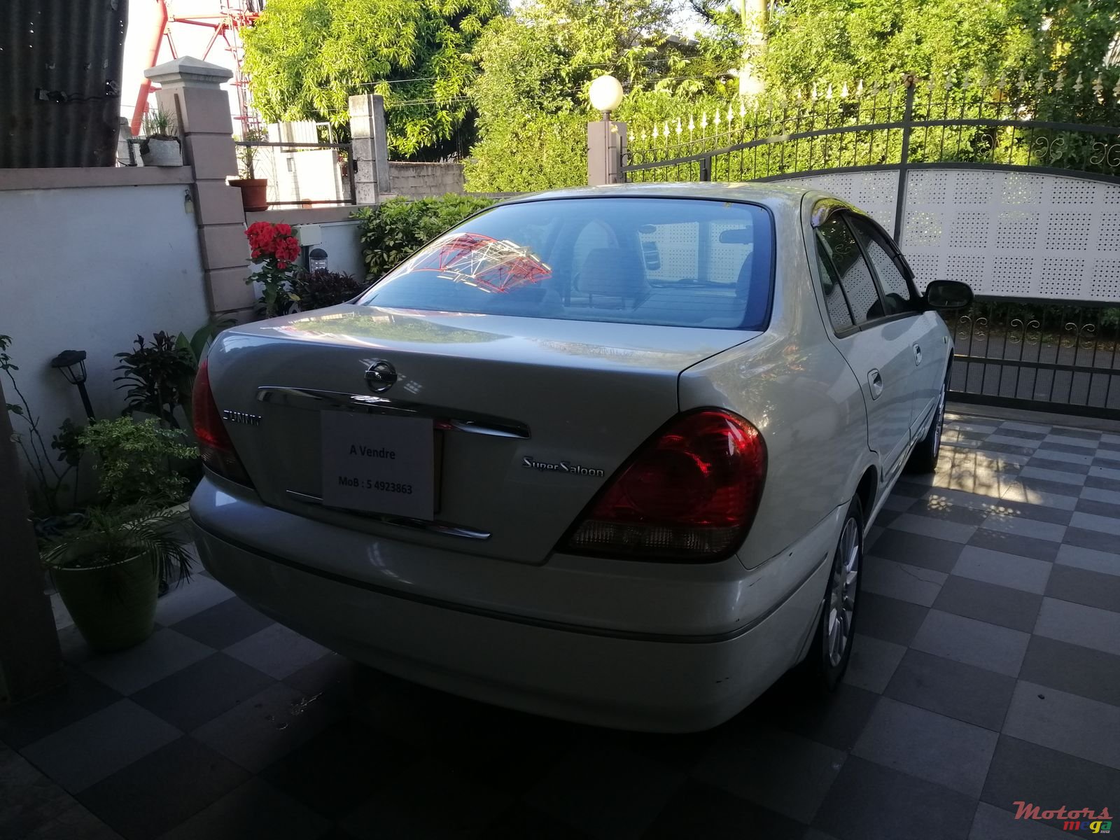 2006' Nissan Sunny photo #4