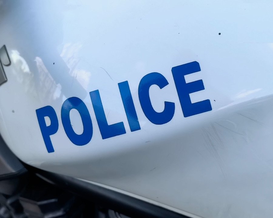 À St-Pierre : Un policier projeté à plusieurs mètres lors d’un contrôle routier hier