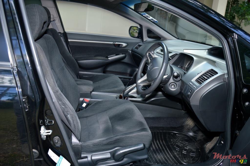 2010' Honda Civic photo #4