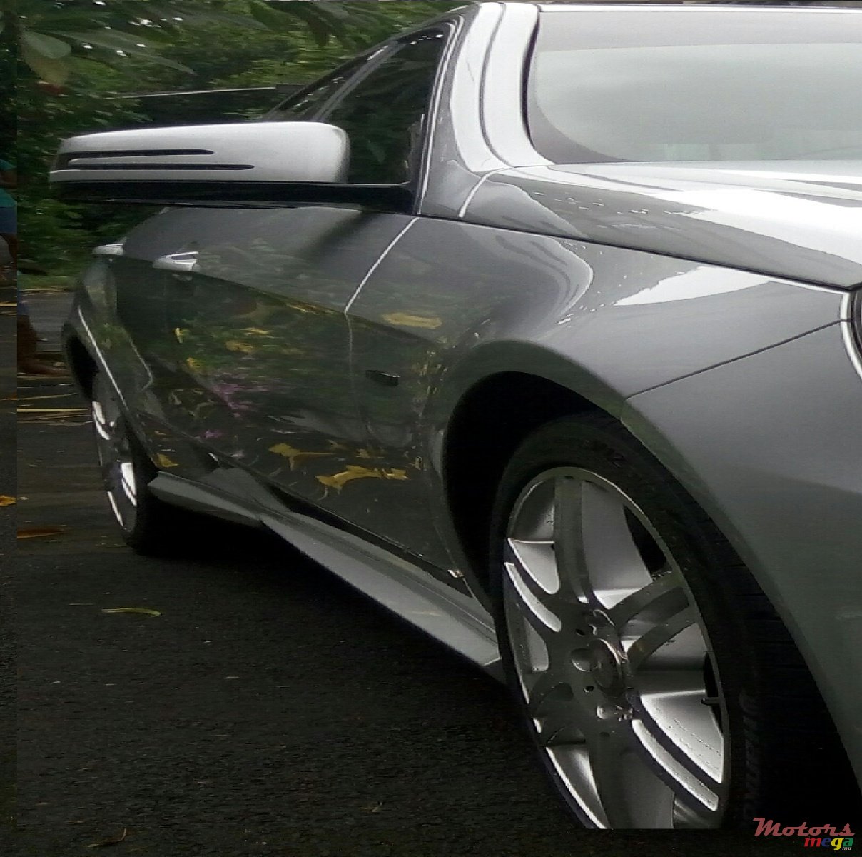 2010' Mercedes-Benz E-Class Sport Amg photo #1