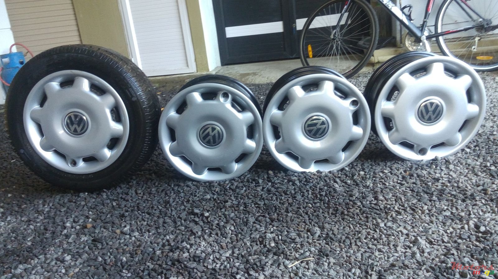 2019' AC 4 jantes +4 chopinettes+1 roue photo #1