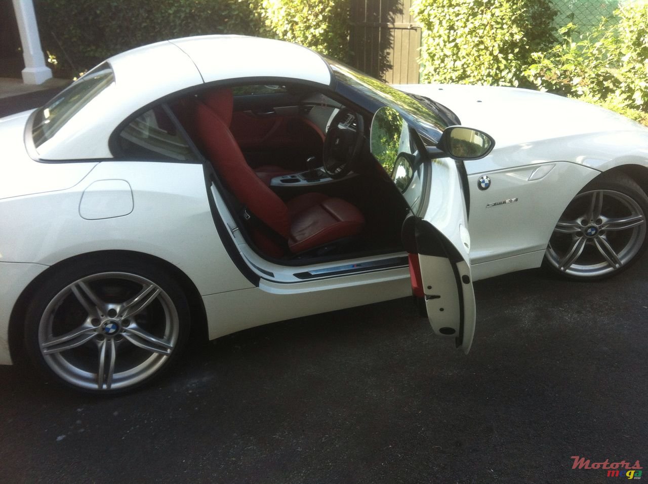 2010' BMW Z4 photo #3