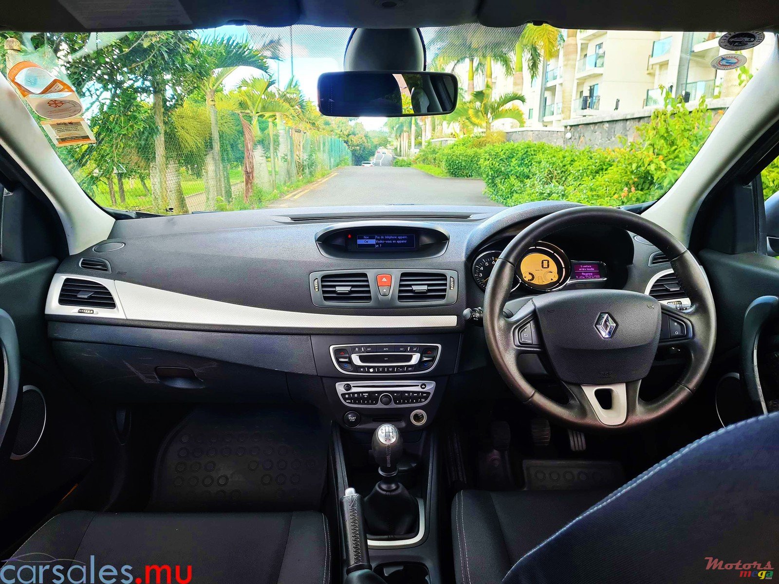 2010' Renault Megane 1.4 Tce 130 photo #6