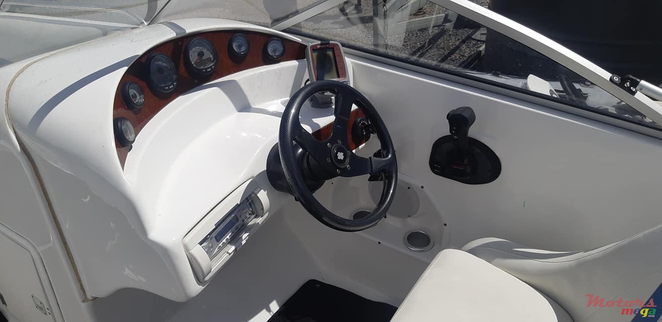 2013' Sunseeker photo #5