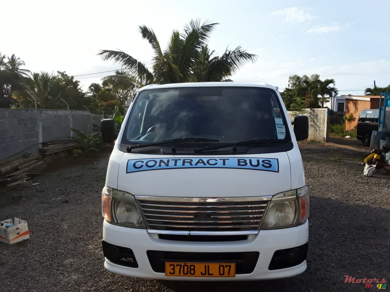 2007' Nissan NP300 photo #4