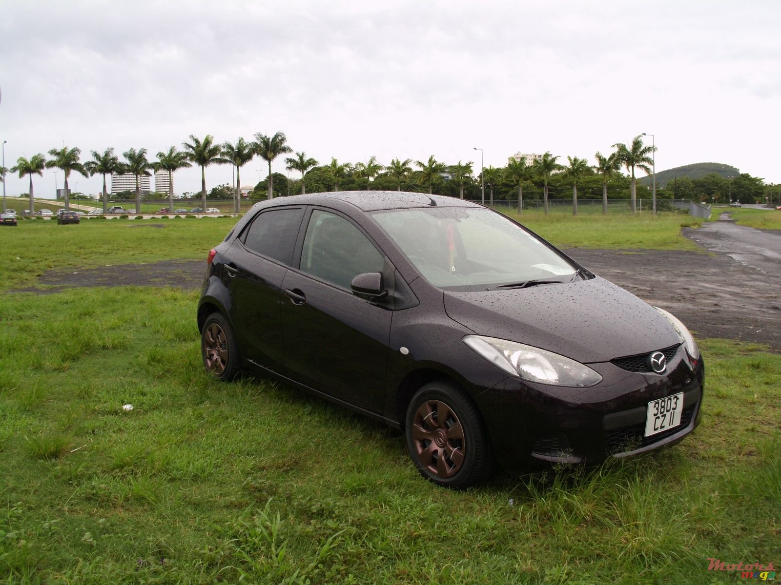 2011' Mazda Demio original photo #2