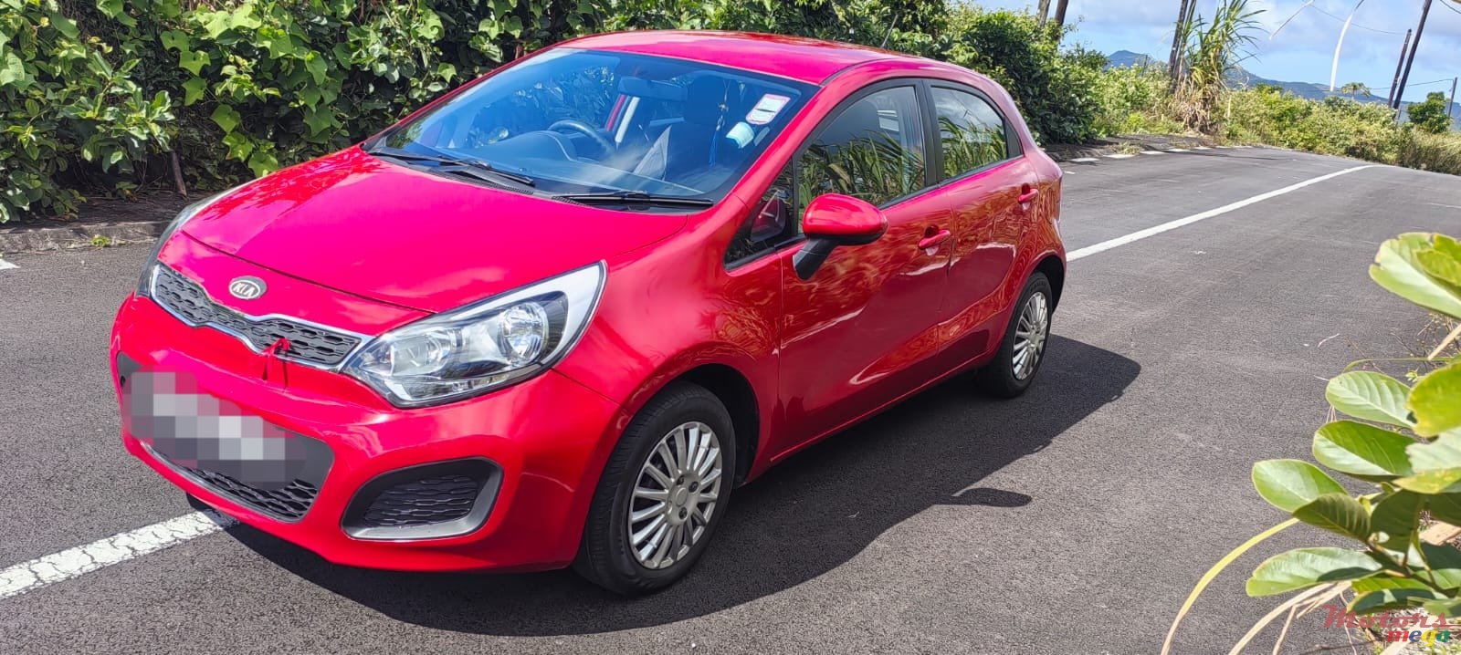 2011' Kia Rio photo #2