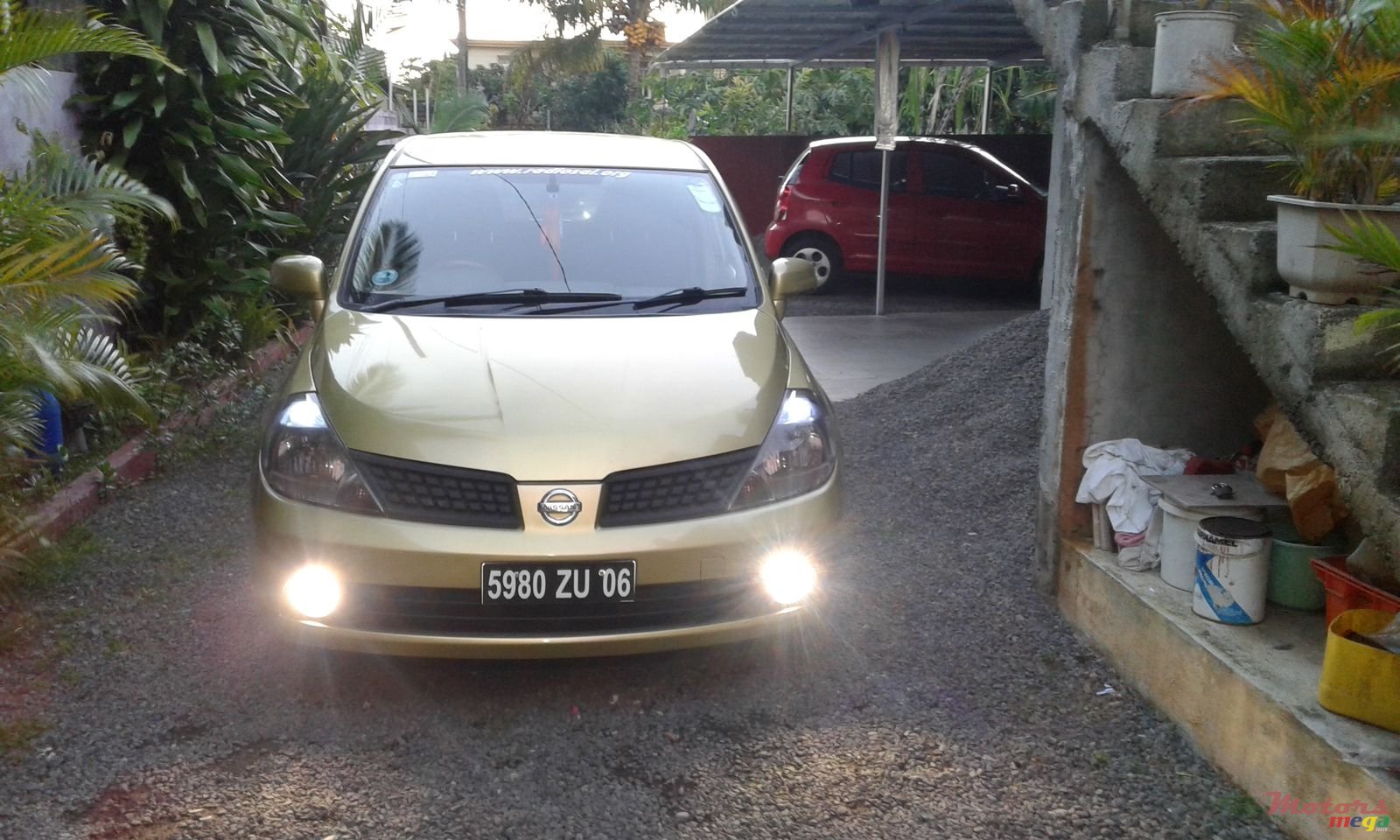 2006' Nissan Tiida photo #2