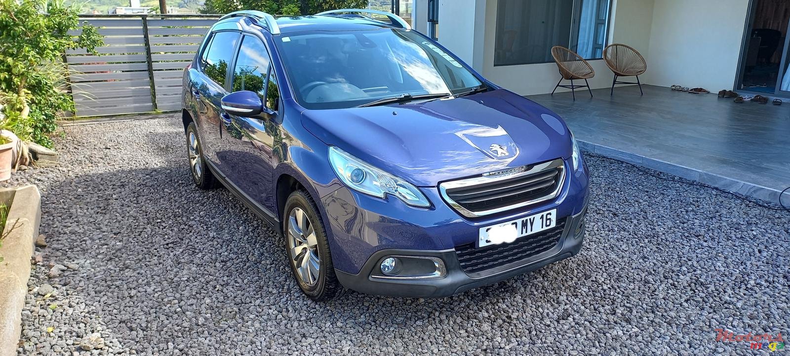 2016' Peugeot 2008 photo #2