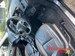 2017' Ford Kuga photo #3