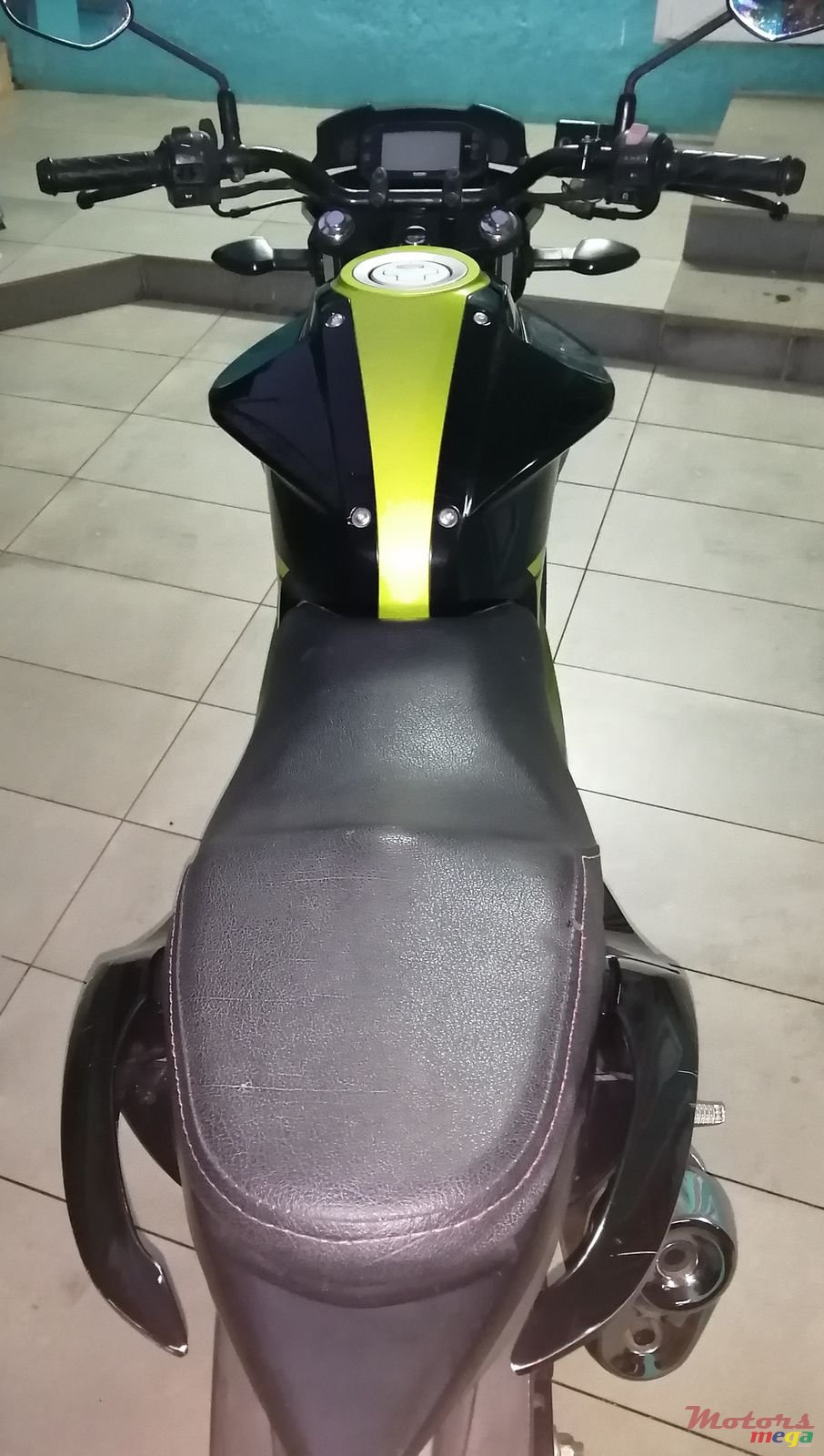 2016' Suzuki Gixxer photo #2