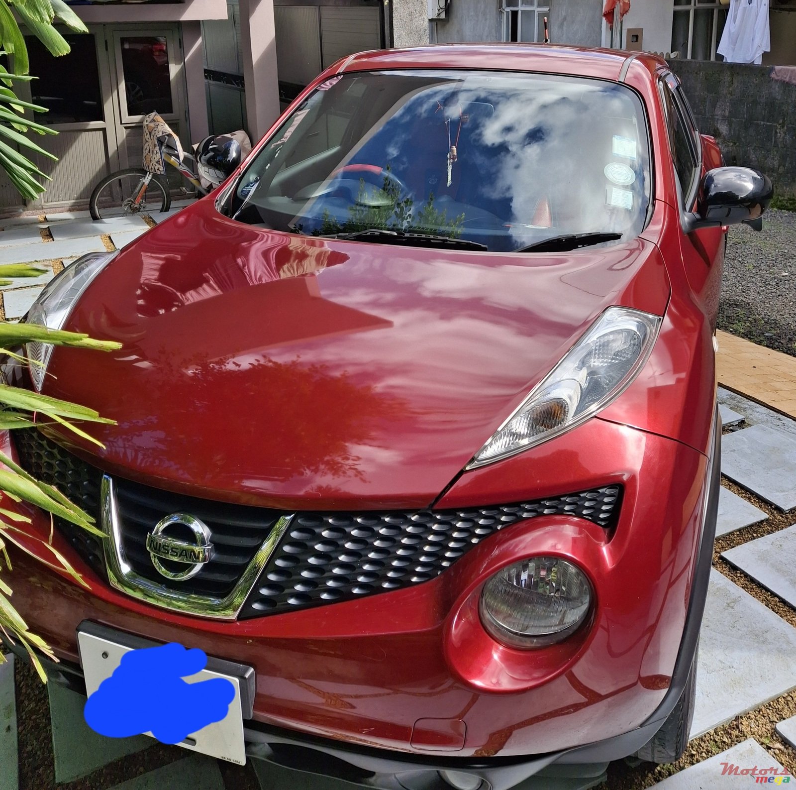 2012' Nissan Juke photo #5