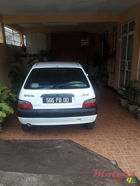 2000' Citroen Saxo photo #5