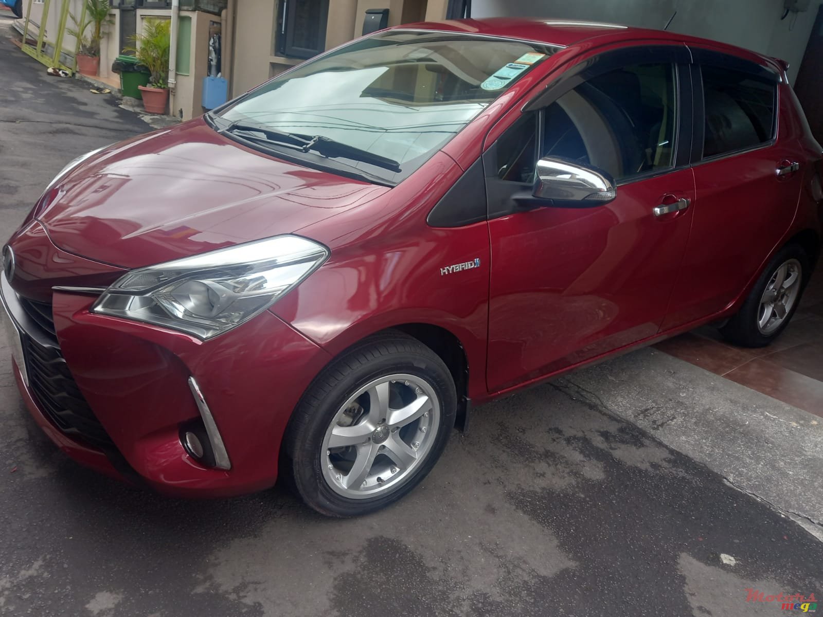 2017' Toyota Vitz Jewela photo #5