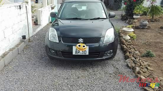 2010' Suzuki Swift photo #1