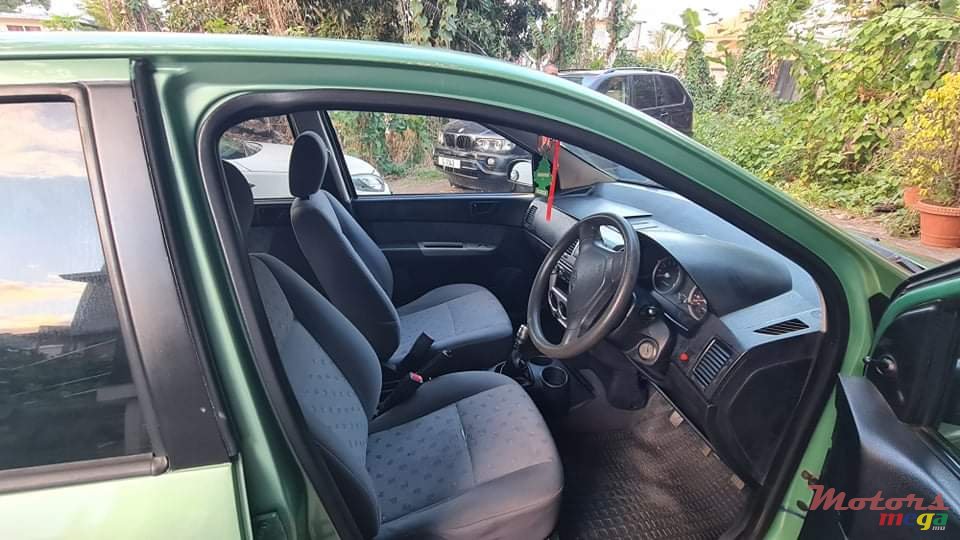 2004' Hyundai Getz photo #3