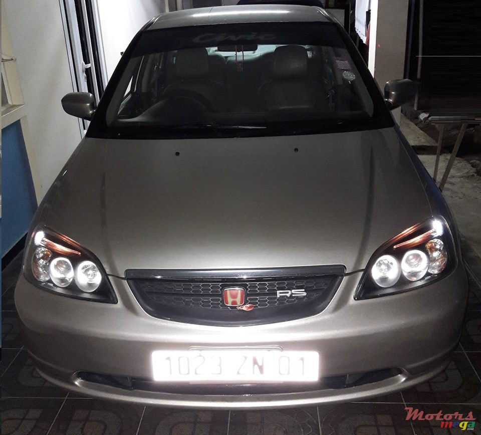 2001' Honda Civic VTEC photo #2