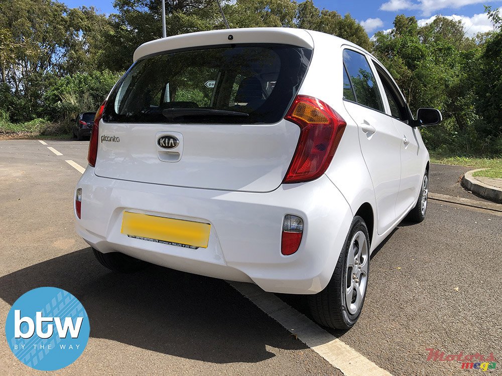2013' Kia Picanto photo #4