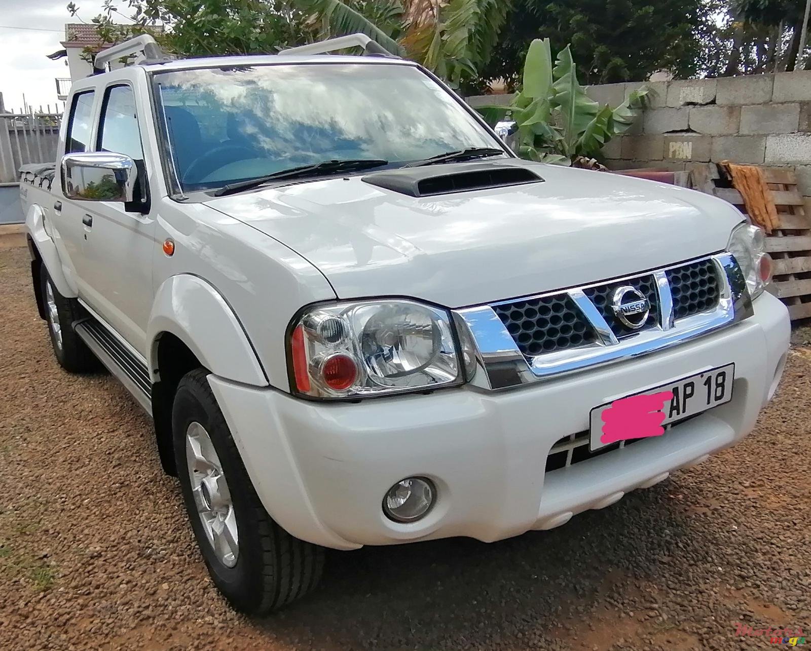 2018' Nissan NP300 photo #1