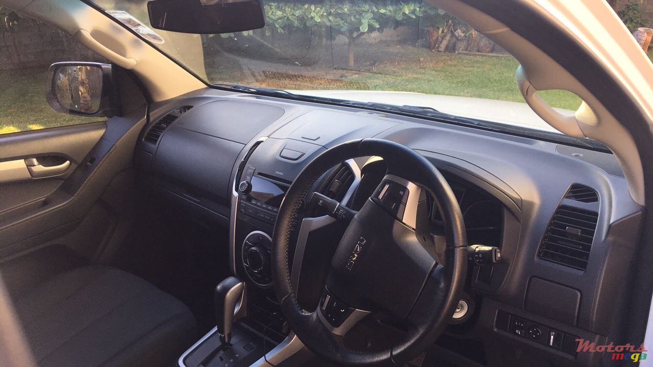 2016' Isuzu D-Max photo #1