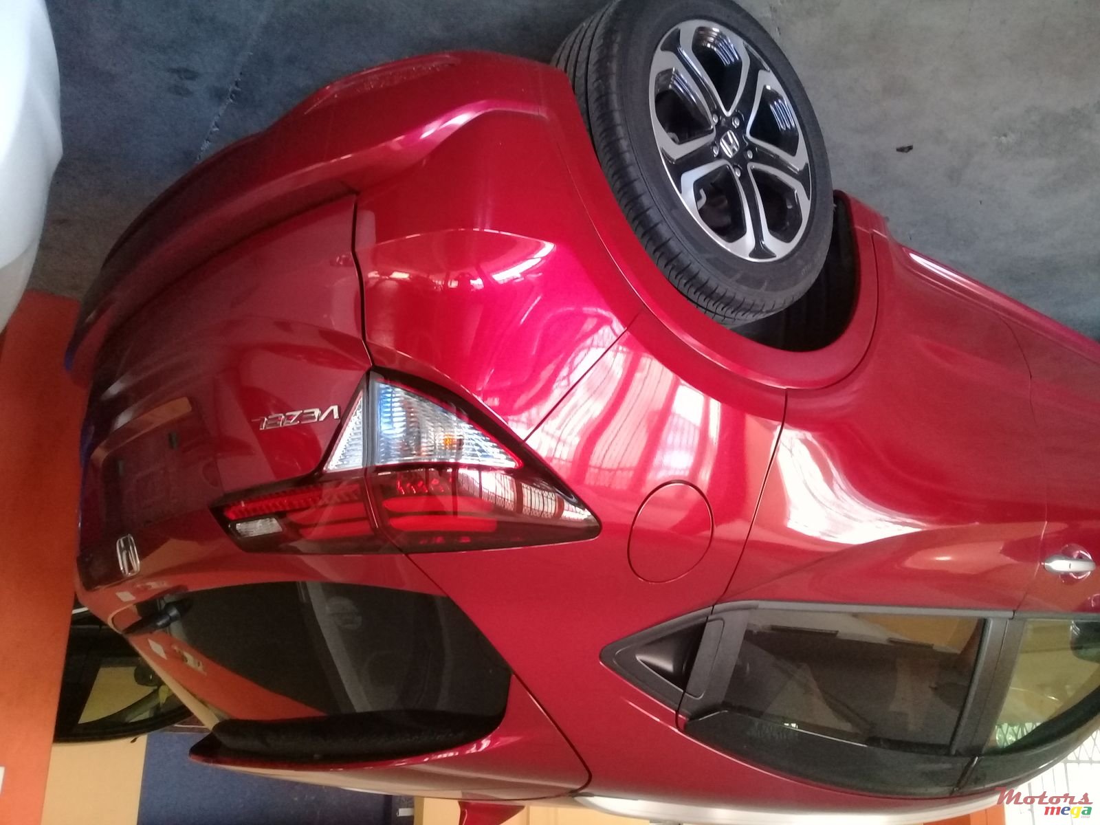 2015' Honda Vezel hybrid photo #4