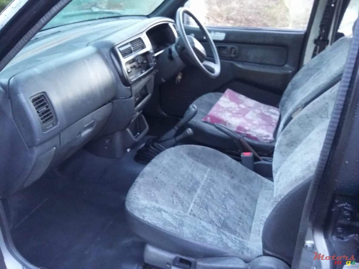 1998' Mitsubishi L 200 photo #2