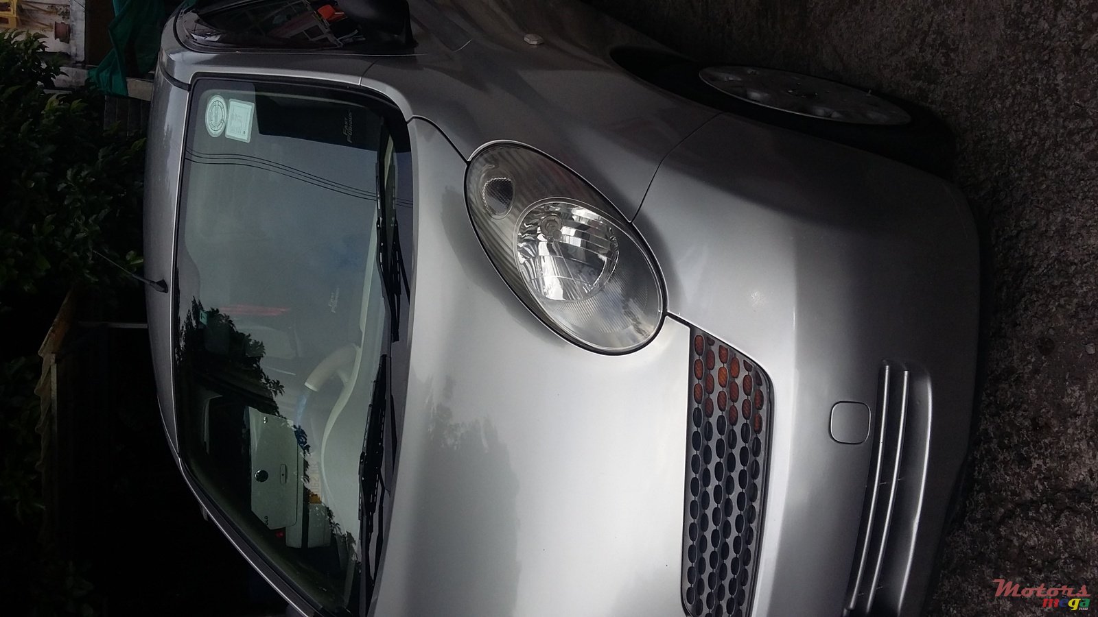 2005' Nissan photo #1