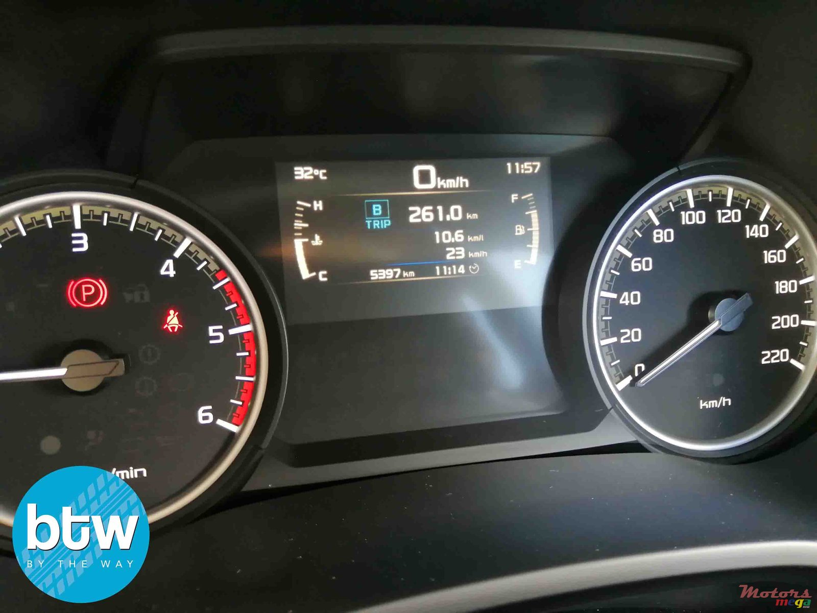 2021' Mazda BT50 photo #7