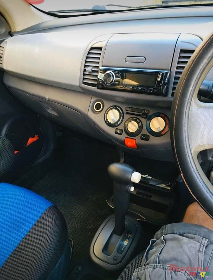 2002' Nissan March photo #2