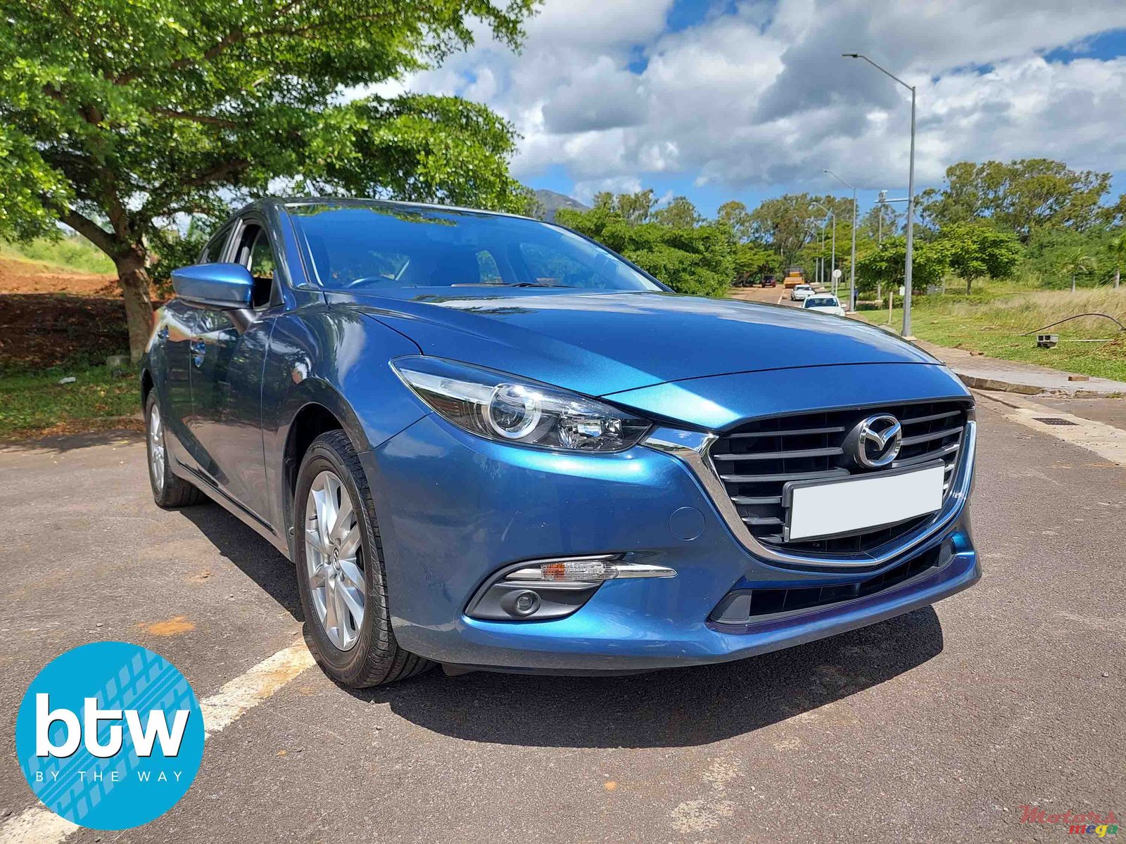 2018' Mazda 3 photo #1