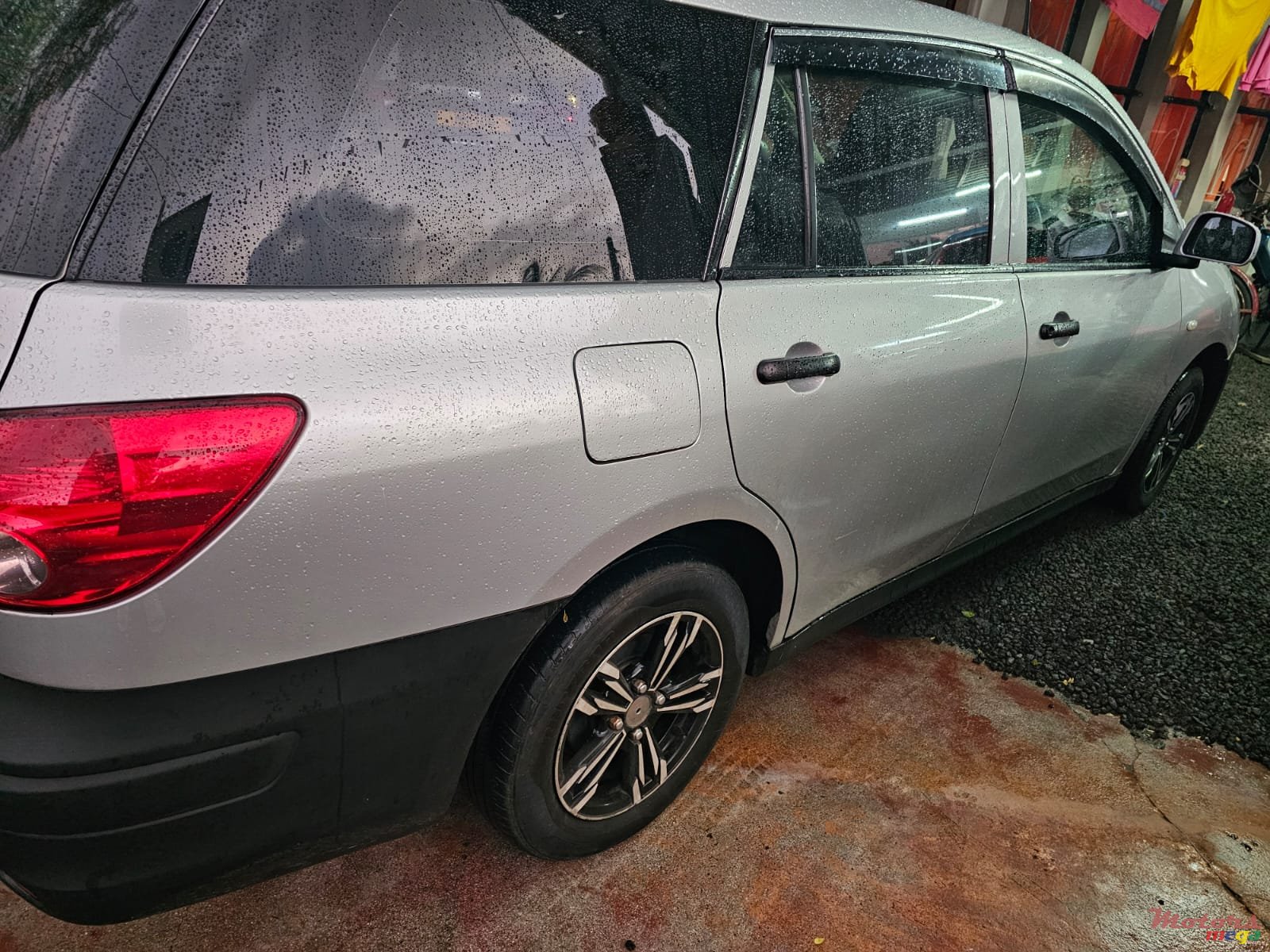 2014' Nissan Wingroad Advan photo #5