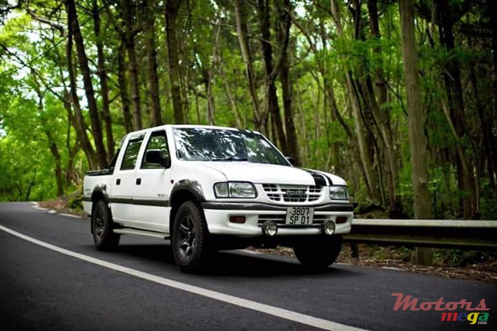 2001' Isuzu KB Series photo #3